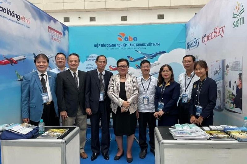 TS Trần Nguyễn Thy Bình, Chủ tịch Tập đoàn phát triển giáo dục APU thăm và làm việc với Lãnh đạo Hiệp Hội các doanh nghiệp hàng không Việt Nam VABA