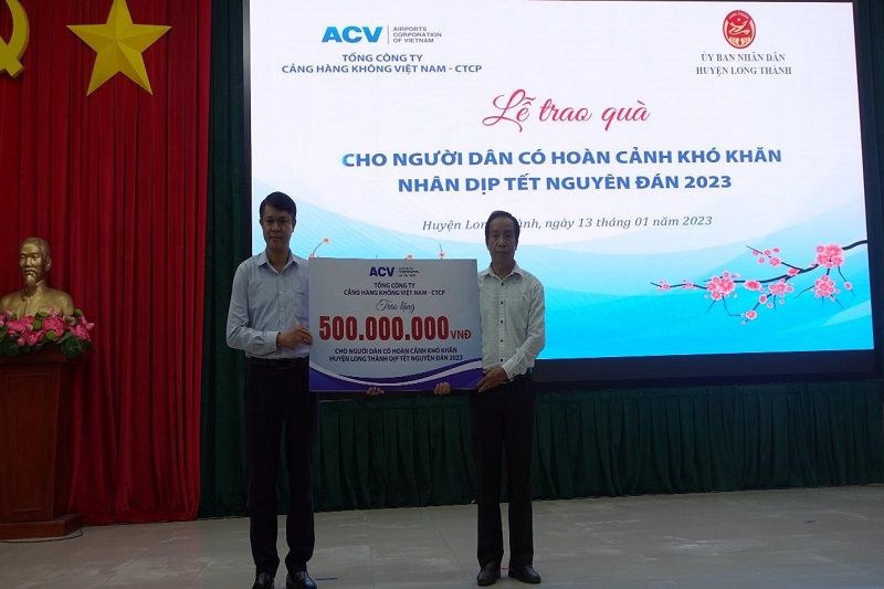 ACV tặng quà Tết cho người dân huyện Long Thành, tỉnh Đồng Nai