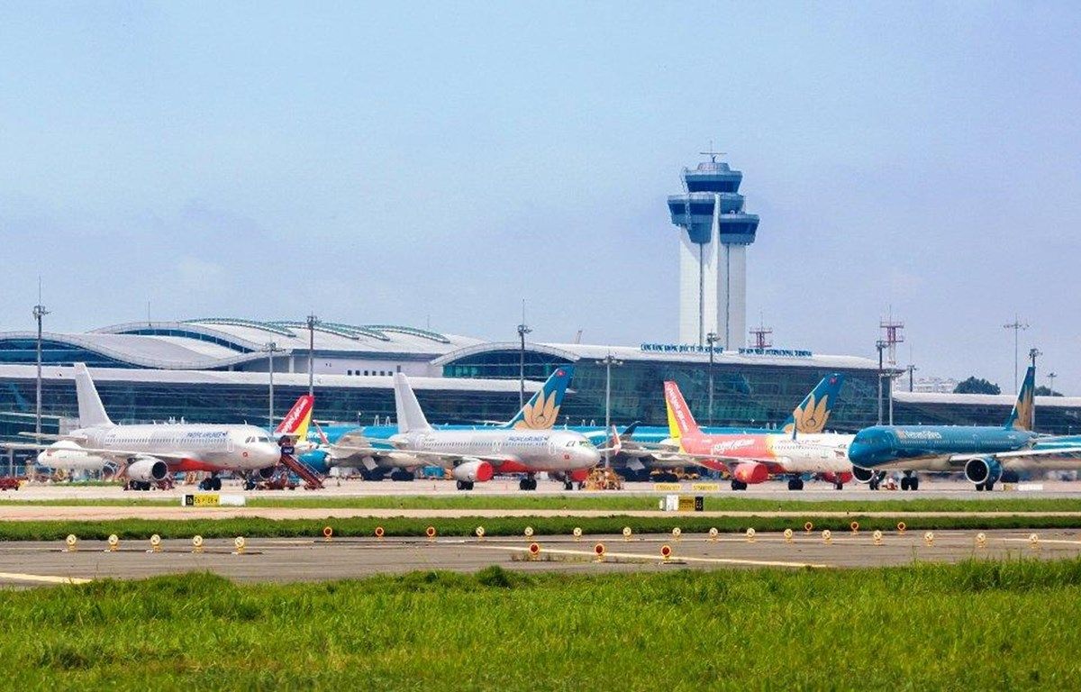 Điều phối lịch bay năm 2023 tại hai cảng HKQT Nội Bài và Tân Sơn Nhất
