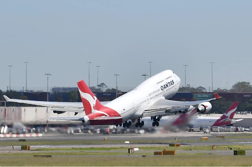 Hãng hàng không Qantas Airways điều tra sự cố rò rỉ thông tin khách hàng