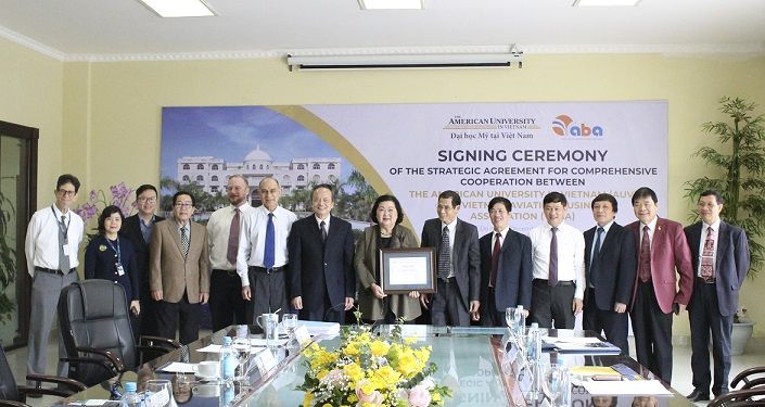 Trường đại học Mỹ tại Việt Nam (THE AMERICAN UNIVERSITY IN VIETNAM - AUV) ký kết hợp đồng hợp tác chiến lược toàn diện với hiệp hội doanh nghiệp hàng không Việt Nam
