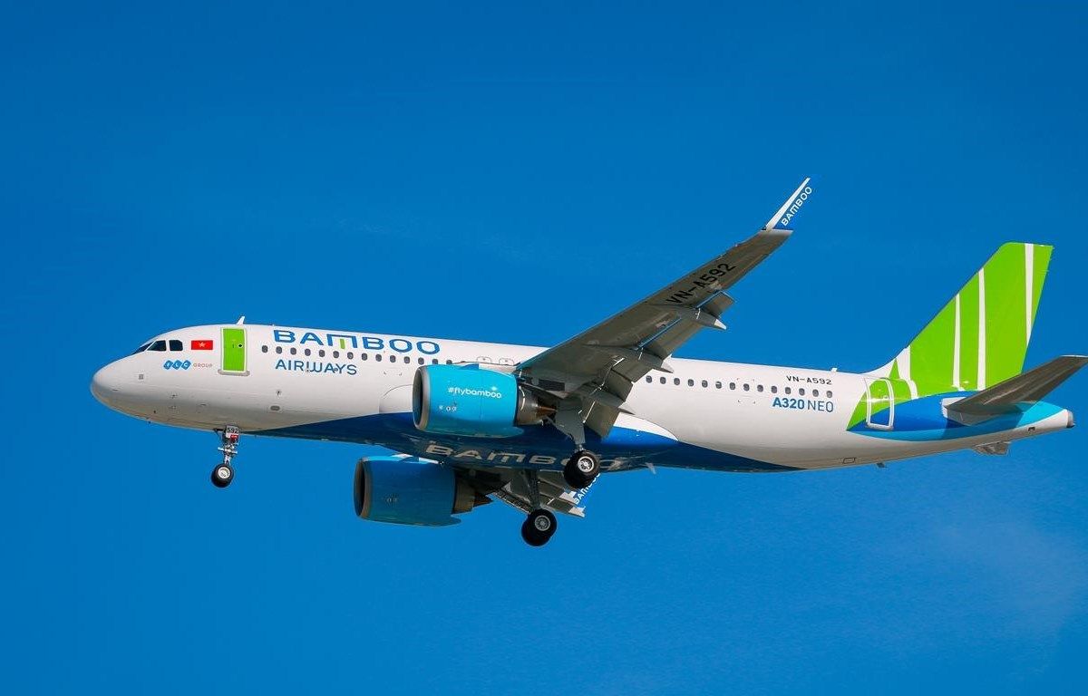 Máy bay Bamboo Airways va vào chim khi hạ cánh, nhiều chuyến bị hủy