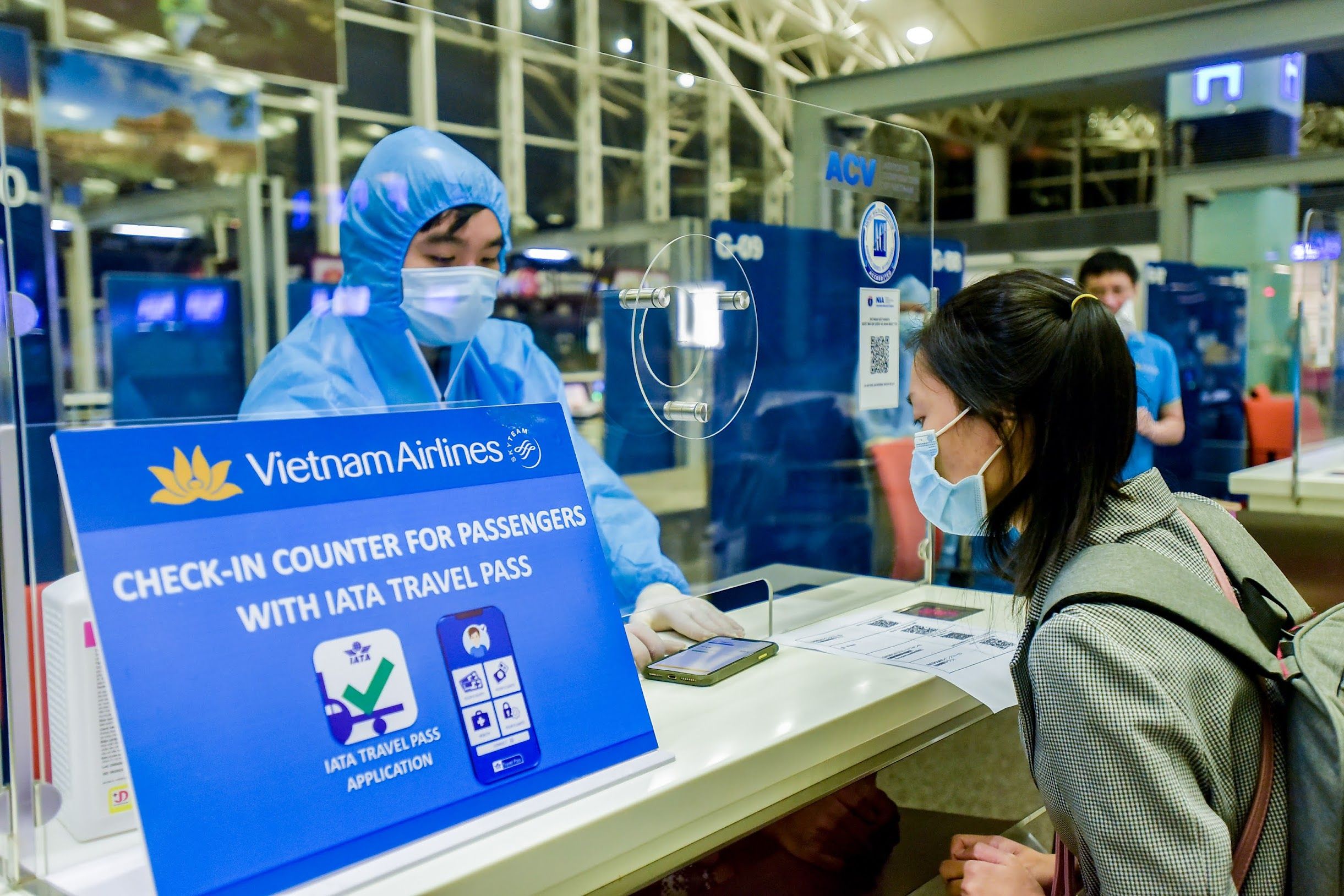 Chuyến bay đầu tiên của VNA thử nghiệm thành công ứng dụng hộ chiếu sức khỏe điện tử IATA Travel Pass